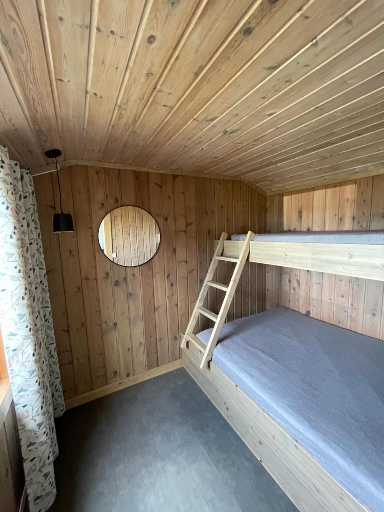 Fugelvagen, Cabins And Glamping Alvund Eksteriør bilde